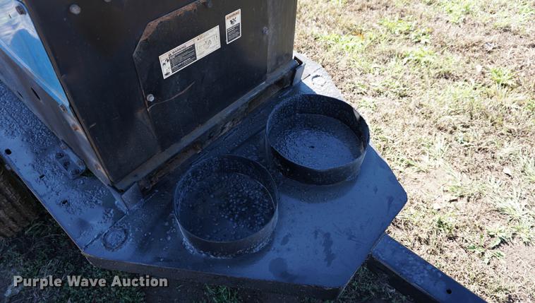 image for item DC5257 Miller Big Blue 400D welder/generator