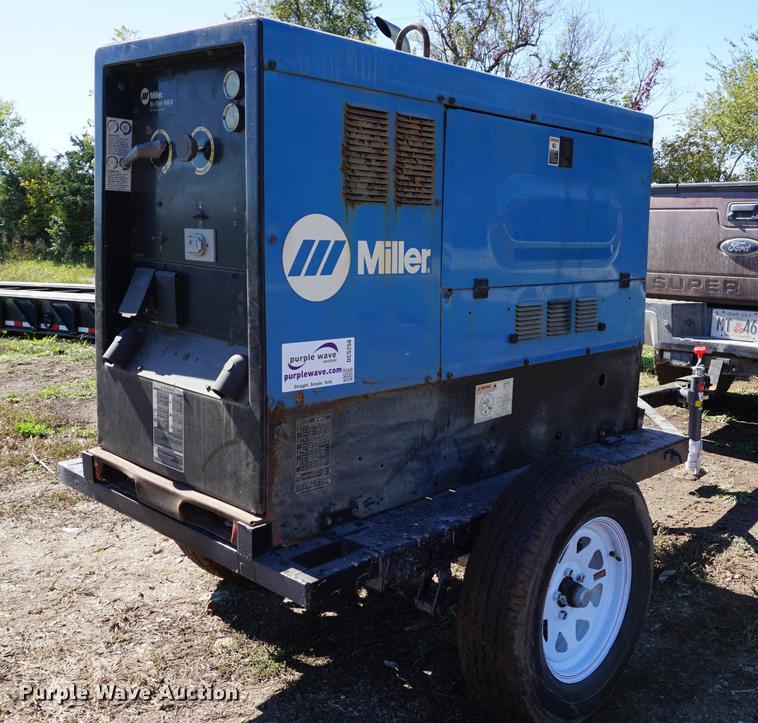 image for item DC5258 Miller Big Blue 400D welder/generator