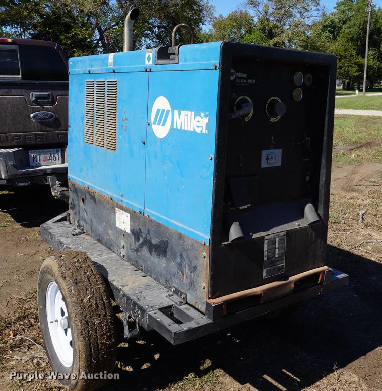 image for item DC5258 Miller Big Blue 400D welder/generator