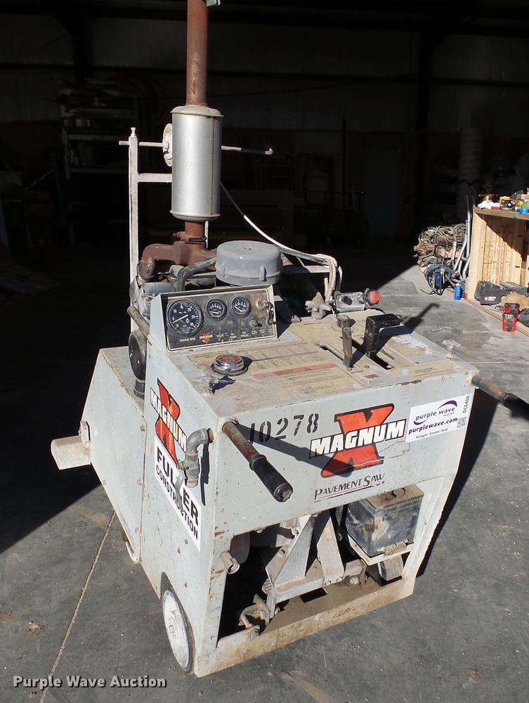 image for item DC6408 Magnum Supermag 26 concrete saw