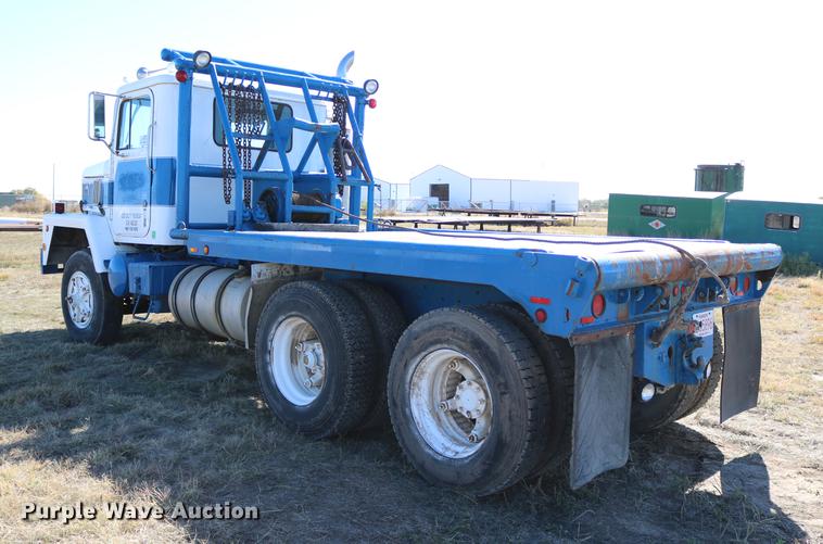 image for item DD0020 1978 International F5070 tow truck