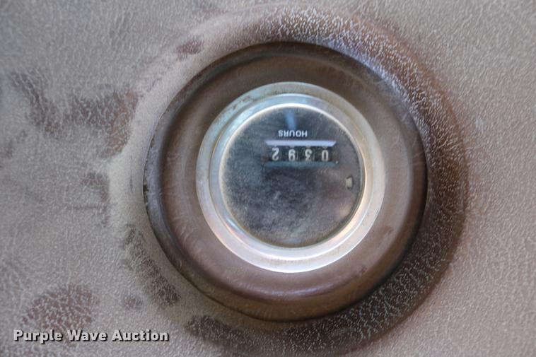 image for item DD0020 1978 International F5070 tow truck