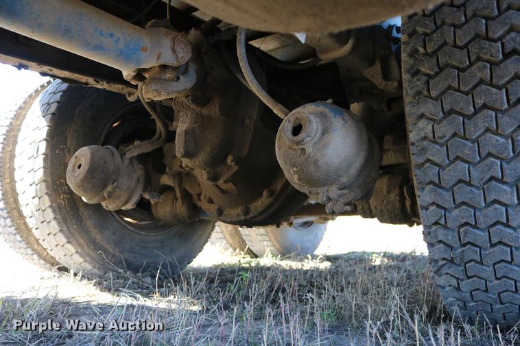 image for item DD0020 1978 International F5070 tow truck