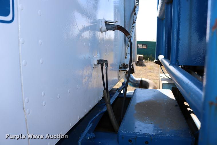 image for item DD0020 1978 International F5070 tow truck