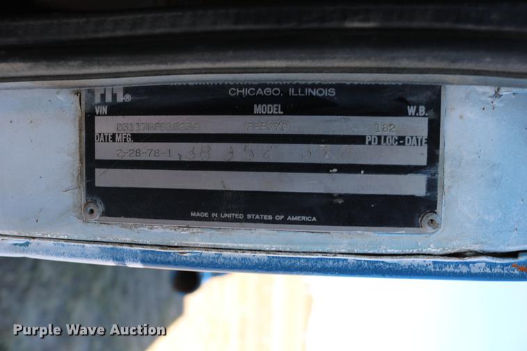 image for item DD0020 1978 International F5070 tow truck