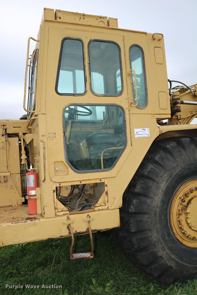 image for item DD0042 1983 Caterpillar 627B conventional scraper
