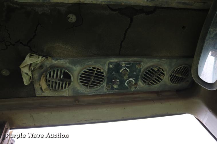 image for item DD0042 1983 Caterpillar 627B conventional scraper