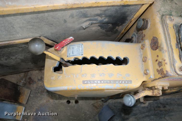 image for item DD0042 1983 Caterpillar 627B conventional scraper