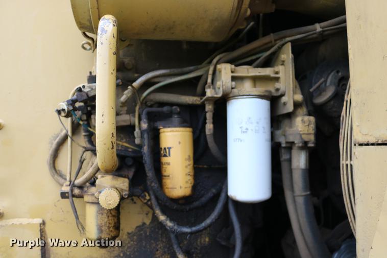 image for item DD0042 1983 Caterpillar 627B conventional scraper