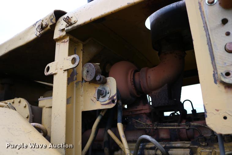 image for item DD0042 1983 Caterpillar 627B conventional scraper