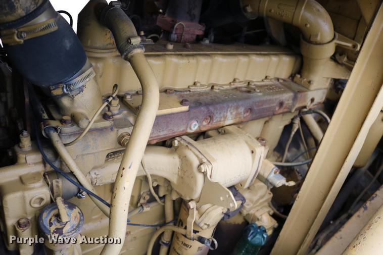 image for item DD0042 1983 Caterpillar 627B conventional scraper