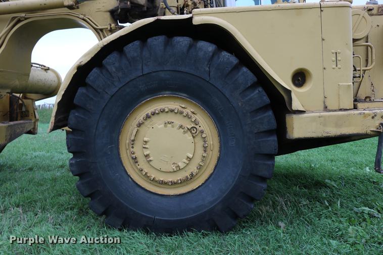 image for item DD0042 1983 Caterpillar 627B conventional scraper