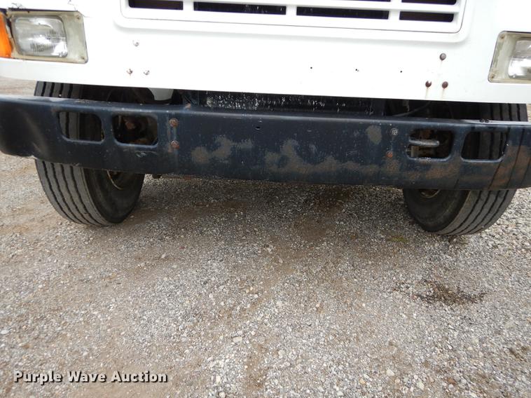 image for item DD0790 1996 International 4900 flatbed truck