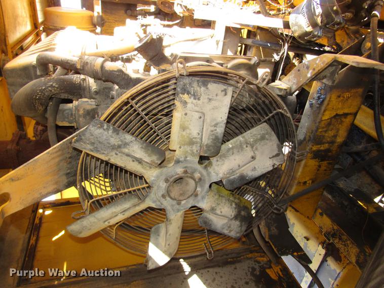 image for item DO9088 Caterpillar 3306 six cylinder turbo diesel engine