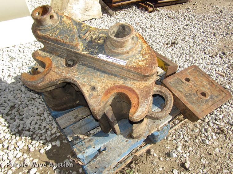 image for item DO9106 JRB hydraulic quick coupler