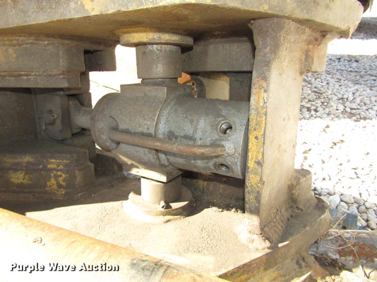 image for item DO9106 JRB hydraulic quick coupler