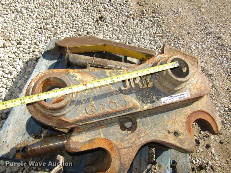 image for item DO9106 JRB hydraulic quick coupler