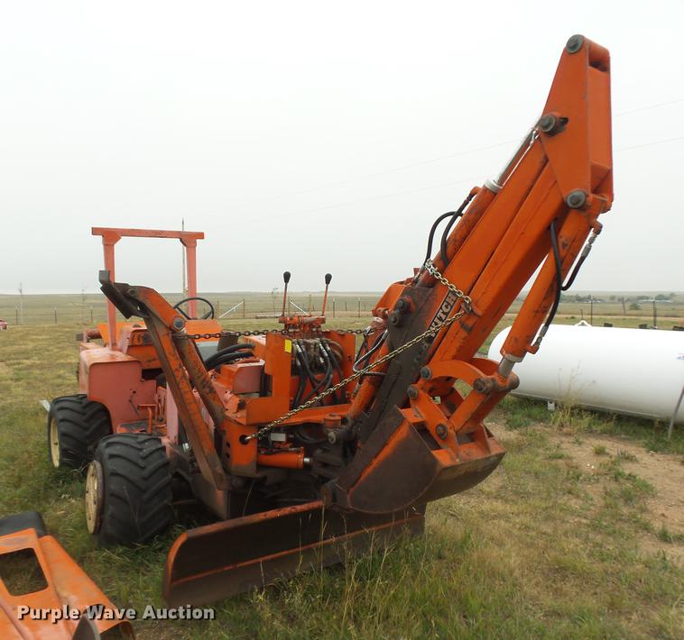 image for item DR9212 Ditch Witch R65-2 trencher