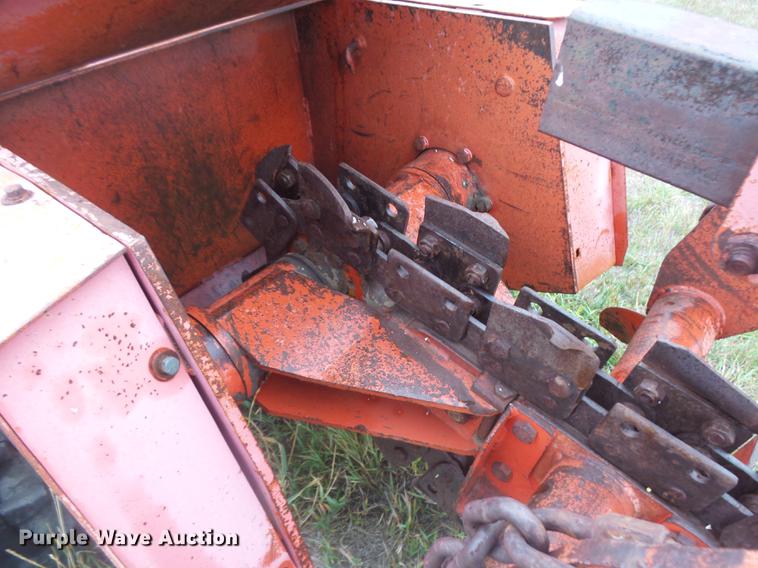 image for item DR9212 Ditch Witch R65-2 trencher