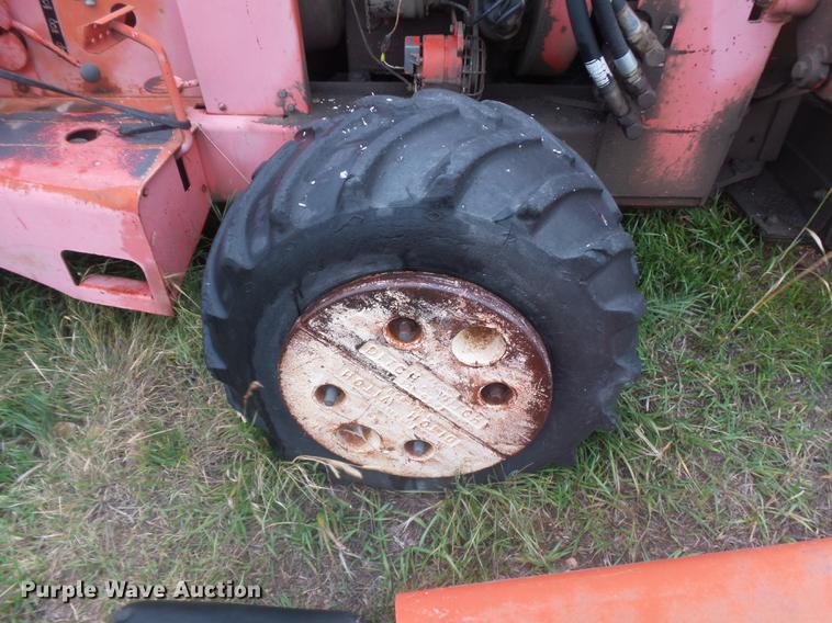 image for item DR9212 Ditch Witch R65-2 trencher