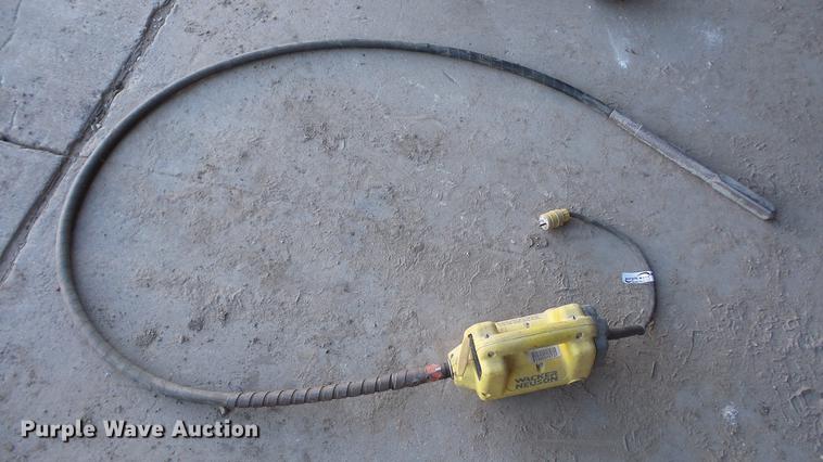 image for item DW9162 Wacker Neusen HYBR-H35HA concrete vibrator