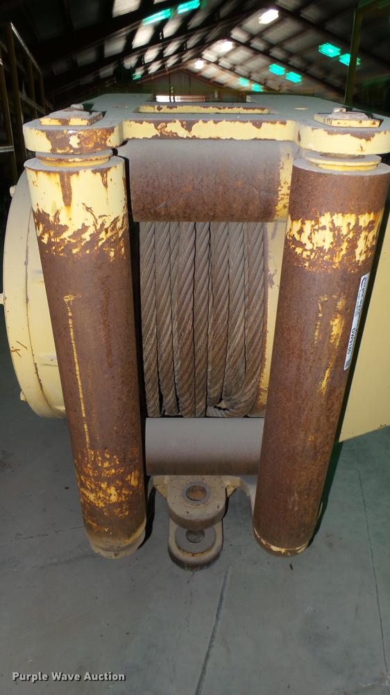 image for item DW9180 Carco H90-255V dozer winch