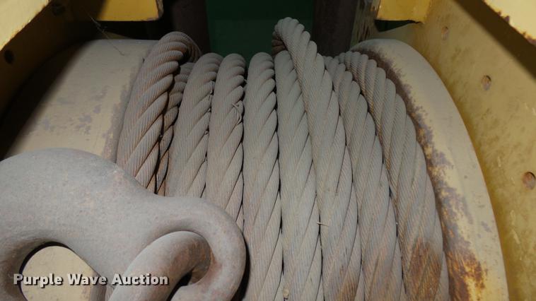 image for item DW9180 Carco H90-255V dozer winch