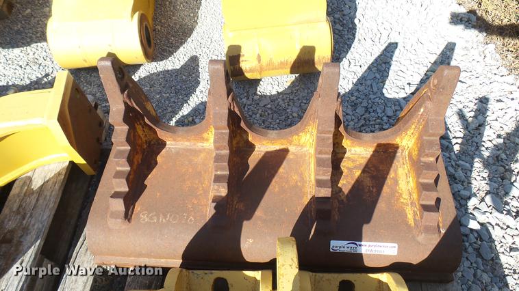 image for item DW9181 Excavator thumb toolbar