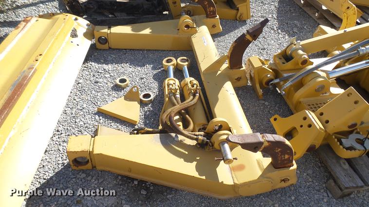 image for item DW9183 Ripper/scarifier