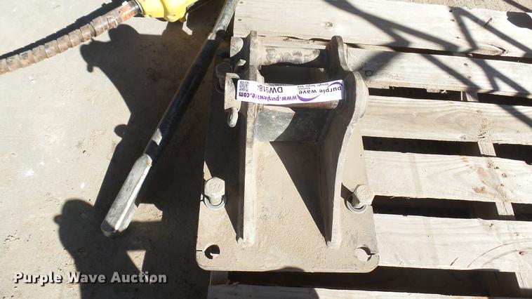 image for item DW9184 Mounting bracket