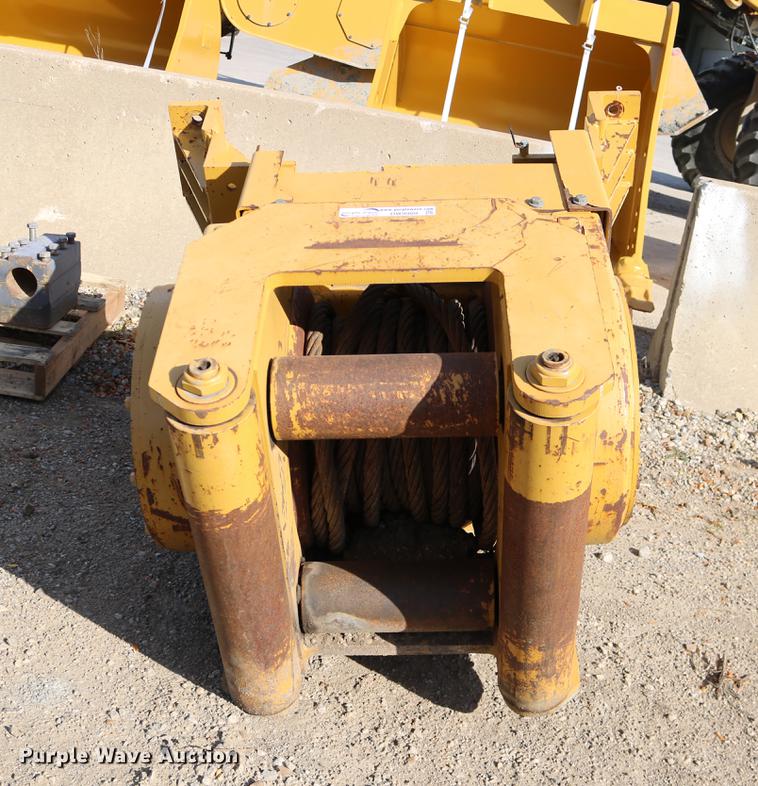 image for item DW9989 Paccar PA56-E00100E dozer winch