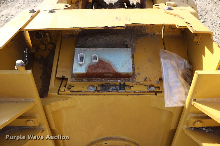 image for item DW9989 Paccar PA56-E00100E dozer winch