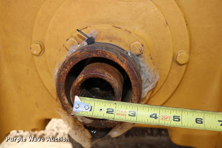 image for item DW9989 Paccar PA56-E00100E dozer winch