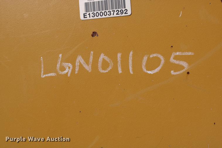 image for item DW9989 Paccar PA56-E00100E dozer winch