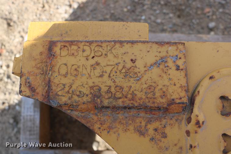 image for item DW9991 Caterpillar D6K dozer draw bar