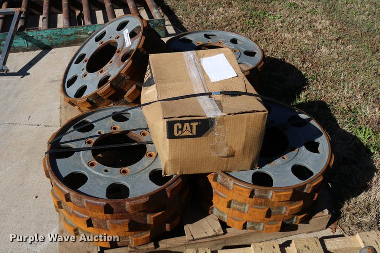 image for item DW9994 (4) Caterpillar trench roller drums