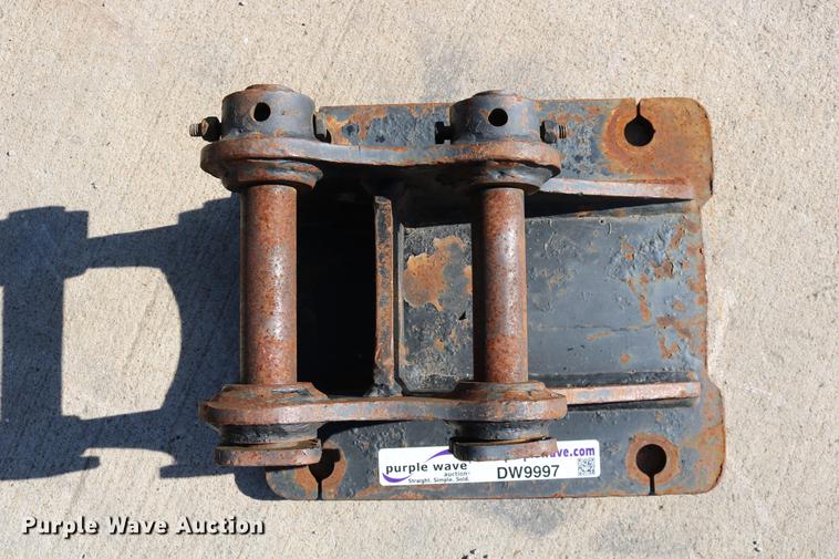 image for item DW9997 Mini Hex hammer/compactor bracket