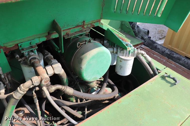 image for item ED9514 Barber Greene 200 Series paver
