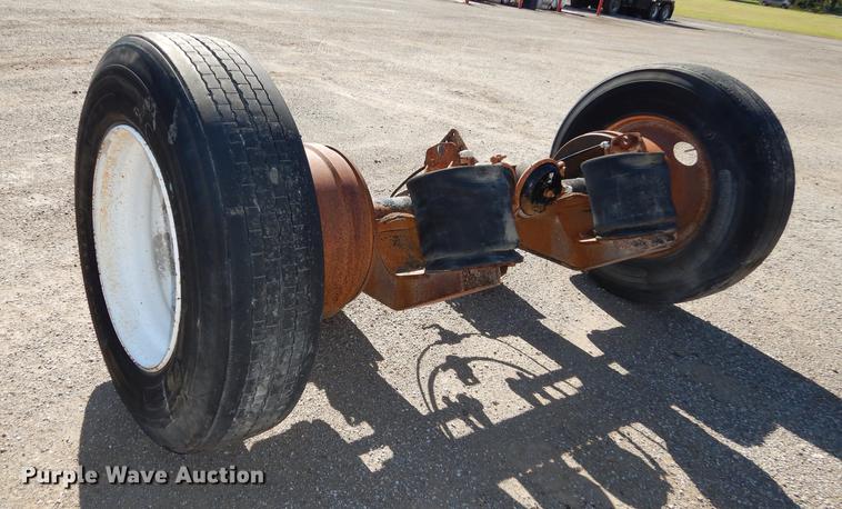 image for item EE9068 2005 Ridewell tag axle assembly