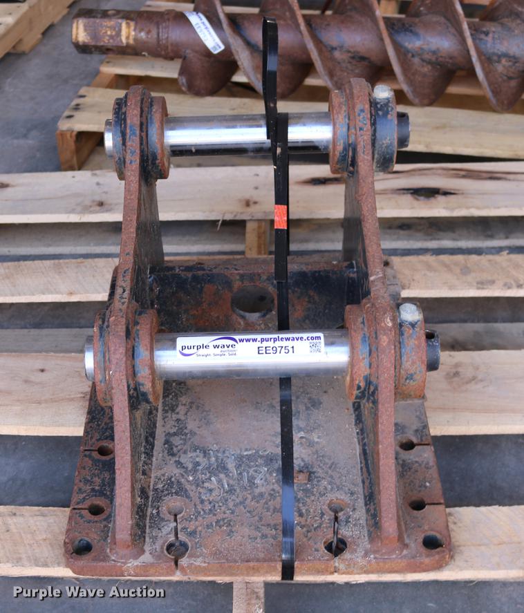 image for item EE9751 Mini Hex hammer/compactor bracket