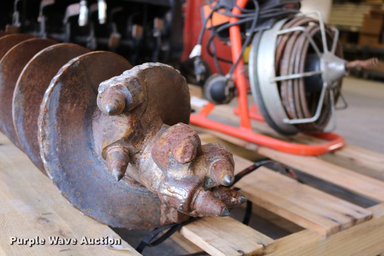 image for item EE9752 Beltec rock auger bit