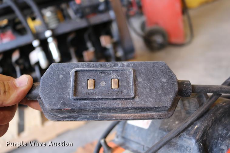 image for item EE9753 2003 General Mini-Rooter sewer snake