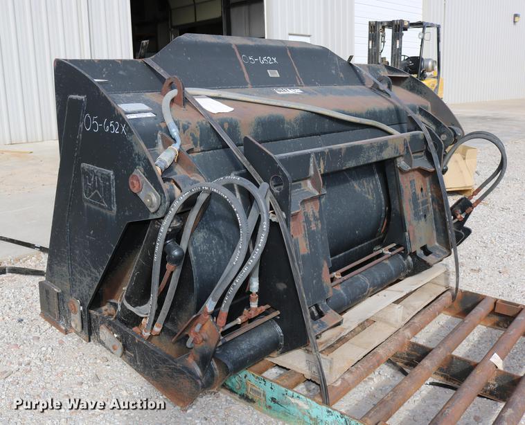 image for item EE9754 Caterpillar 908H wheel loader bucket