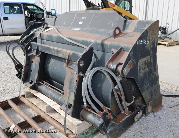 image for item EE9754 Caterpillar 908H wheel loader bucket