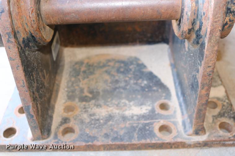 image for item EE9755 Mini Hex hammer/compactor bracket