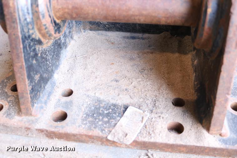 image for item EE9755 Mini Hex hammer/compactor bracket