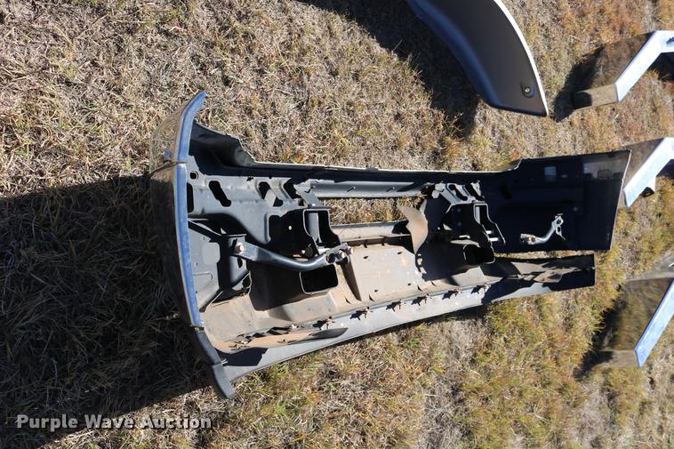 image for item EE9759 (2) bumpers