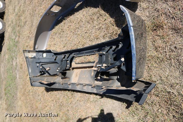 image for item EE9759 (2) bumpers