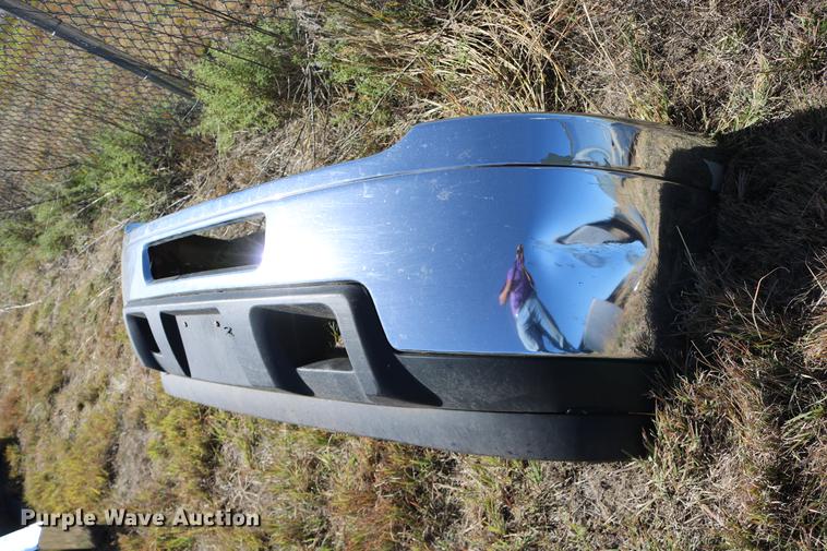 image for item EE9759 (2) bumpers