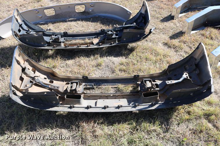 image for item EE9759 (2) bumpers